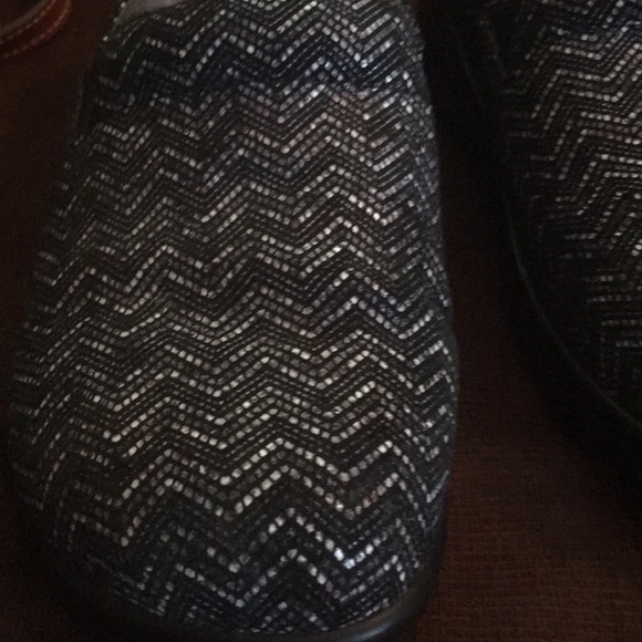 Algeria Slip ons-  gently used - Picture 3 of 4